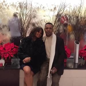 Meet your Posher, Gregory